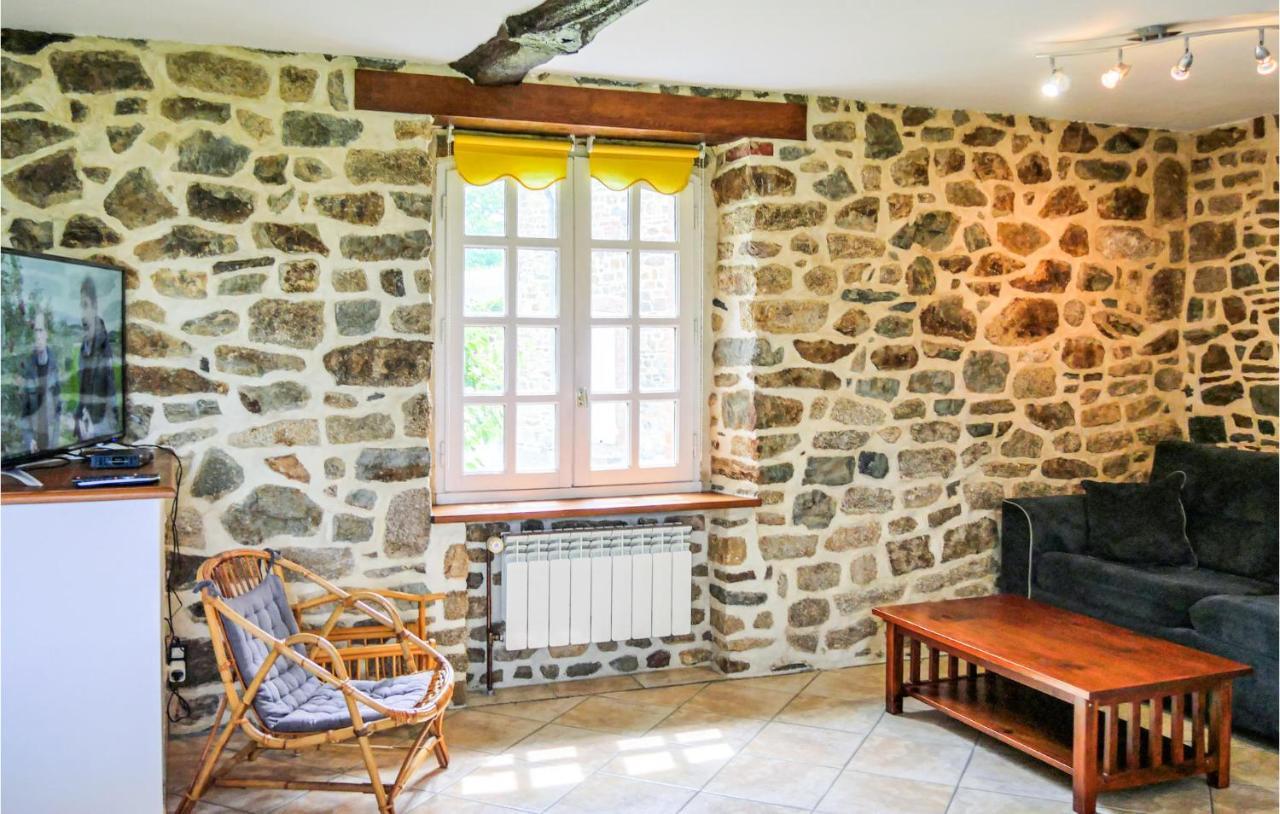 Gorgeous Apartment In Ponts With Wifi Екстериор снимка